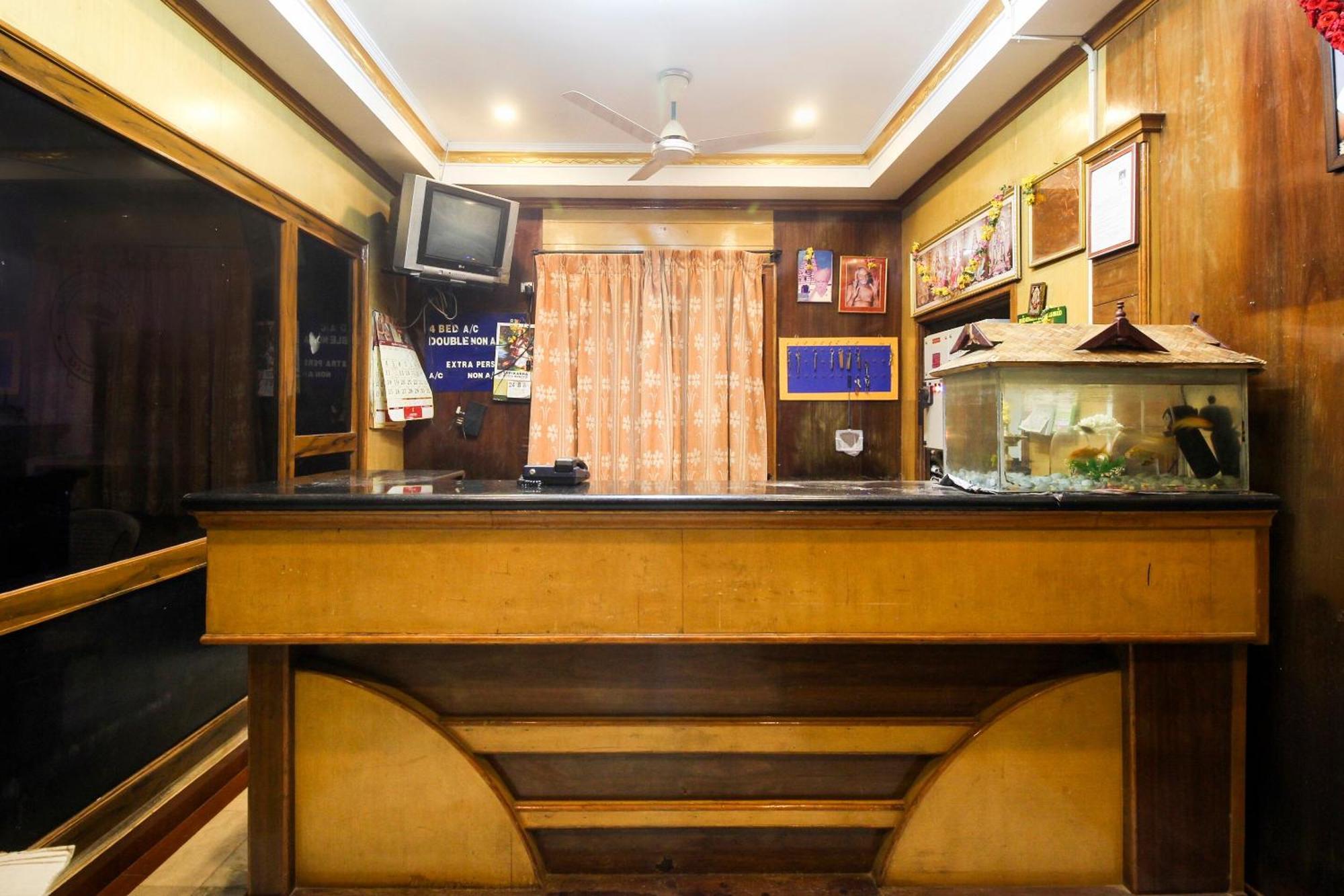 Hotel Spot On Jayalakshmi Residency Non Ac Kovilpatti Exterior foto