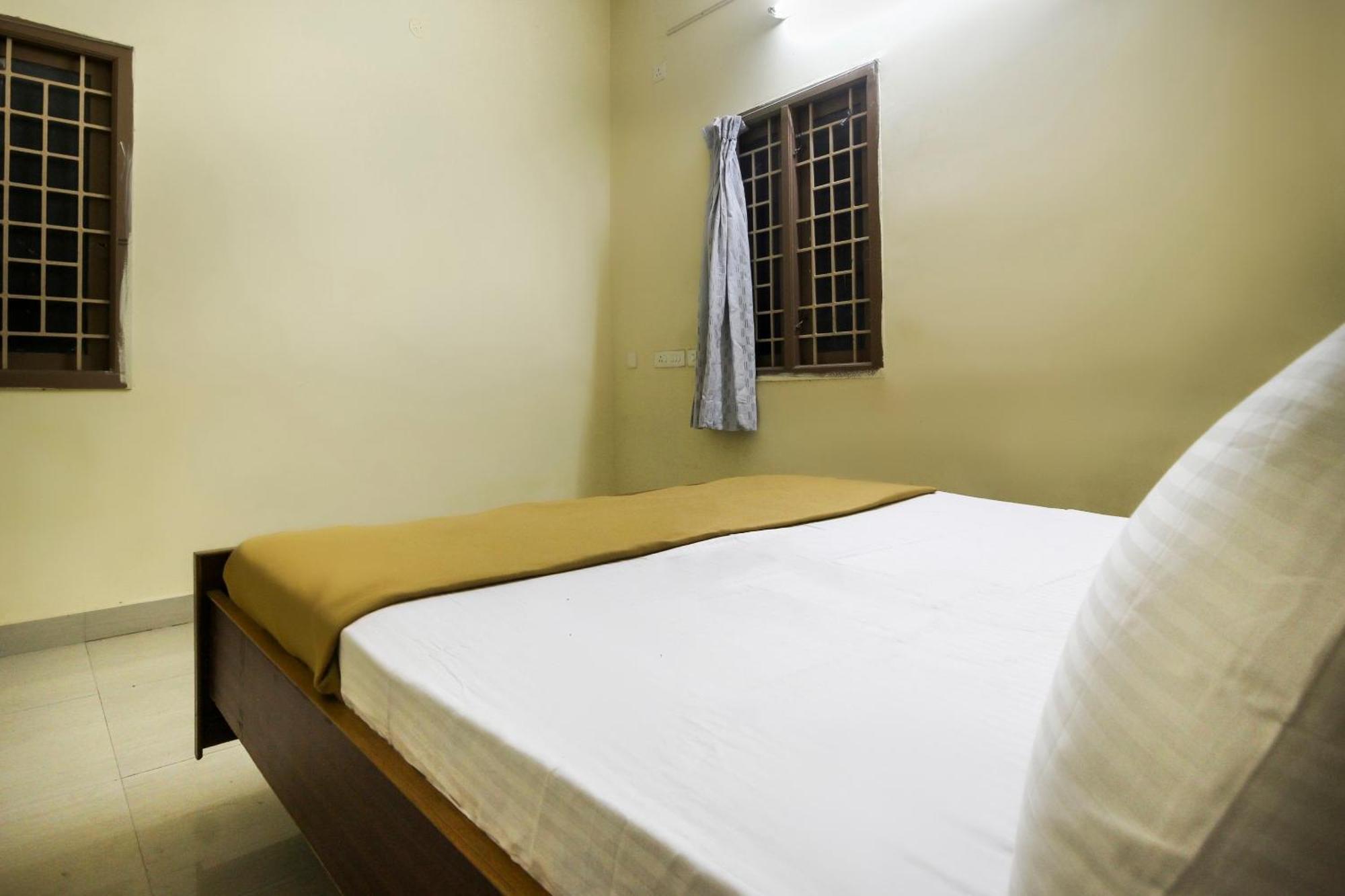 Hotel Spot On Jayalakshmi Residency Non Ac Kovilpatti Exterior foto